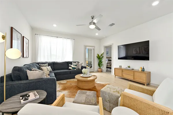 $2,800 | 2300 Ranier Court, Austin, TX 78754