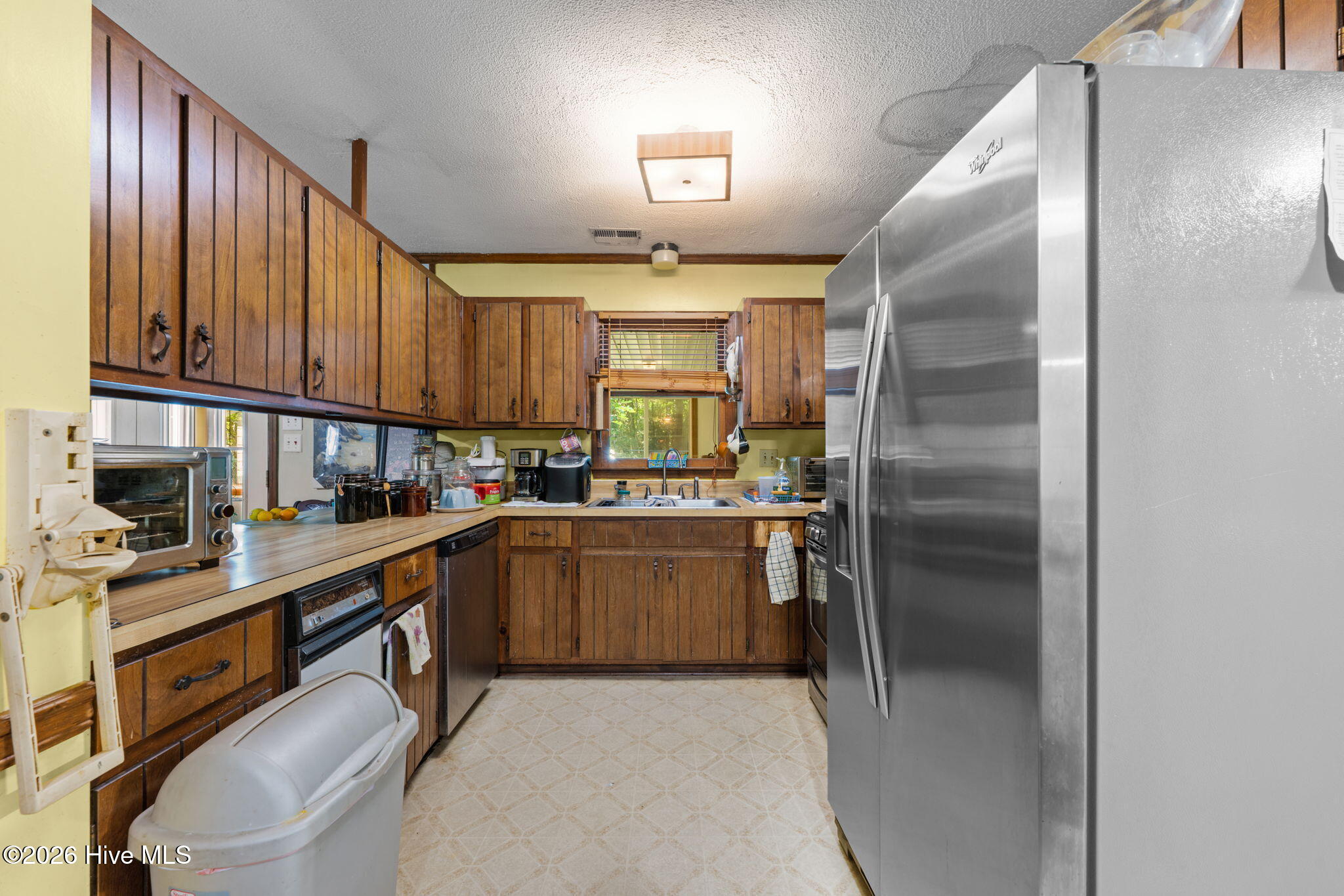 520 Stately Pines Road New Bern, NC 28560 - Photo 26 of 35 30-web-or-mls-DSC_8141