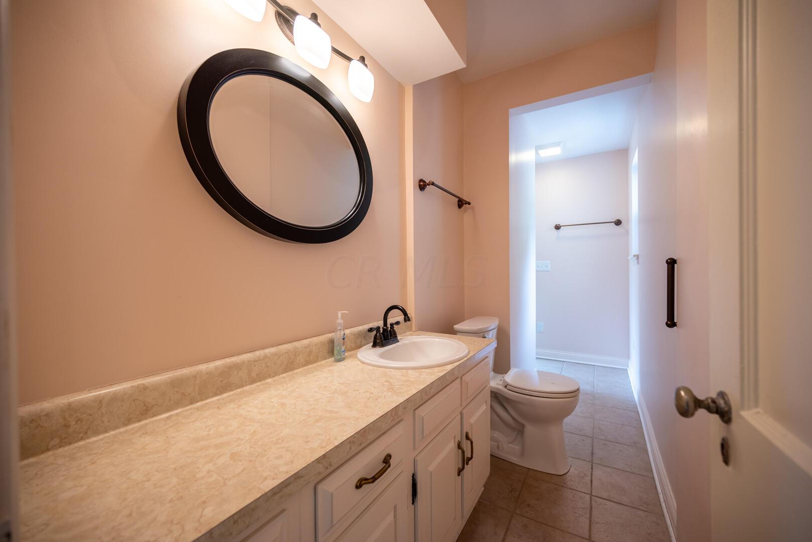 415 Brevoort Road Columbus, OH 43214 - Photo 15 of 49 415 Brevoort Rd - 15