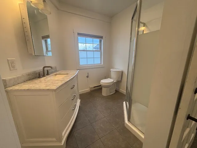 $2,000 | 676 Main Street, Unit 2A, Laconia, NH 03246