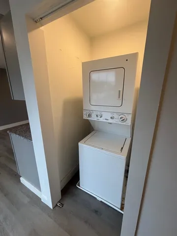 $2,000 | 676 Main Street, Unit 2A, Laconia, NH 03246