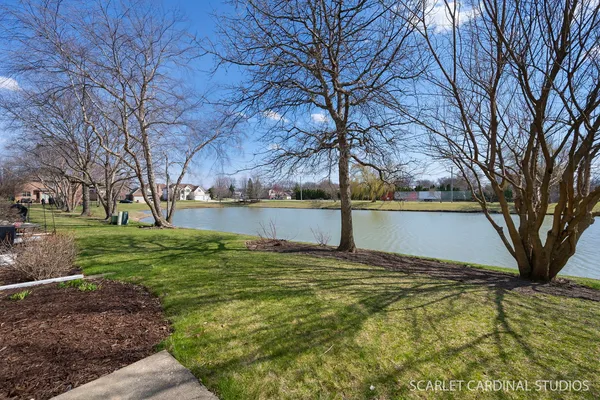 $384,900 | 108 Cambrian Court, Roselle, IL 60172