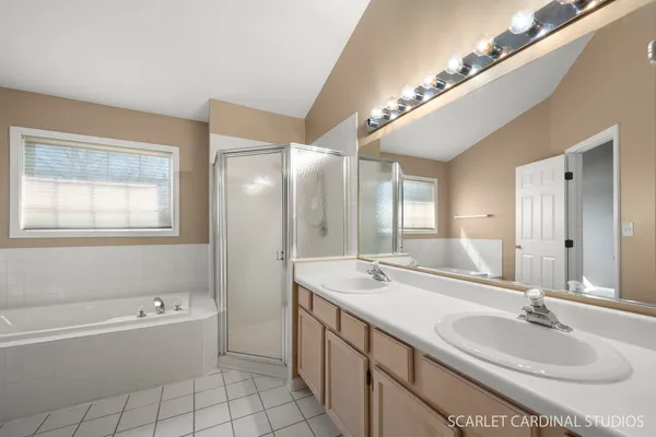 $384,900 | 108 Cambrian Court, Roselle, IL 60172