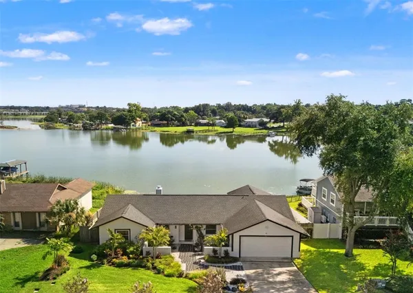 $635,000 | 415 Barclay Avenue, Altamonte Springs, FL 32701