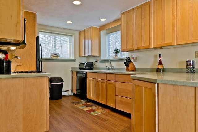 16 Tall Pines Road Scarborough, ME 04074 - Photo 9 of 29 Kitchen.