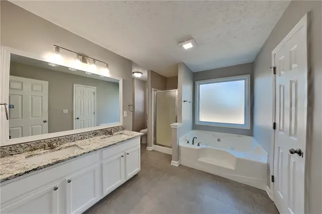 $2,000 | 76 Riverbend Trail, Douglasville, GA 30134