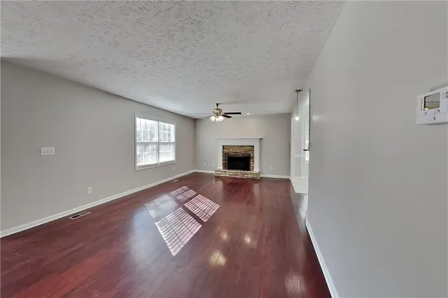 $2,000 | 76 Riverbend Trail, Douglasville, GA 30134