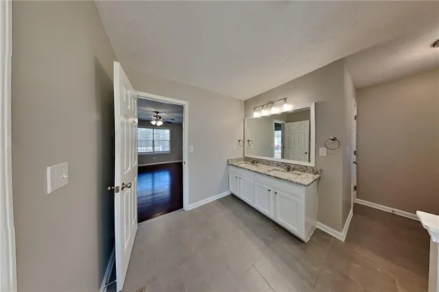 $2,000 | 76 Riverbend Trail, Douglasville, GA 30134