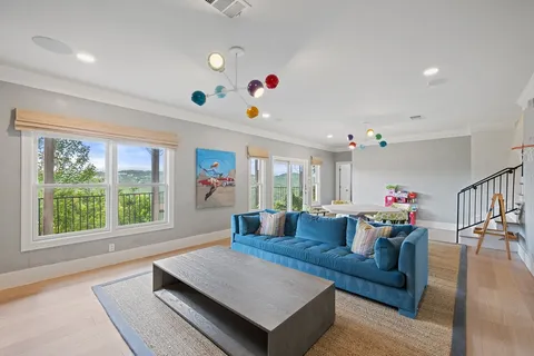 $6,970,000 | 1421 Circle Ridge Drive, West Lake Hills, TX 78746