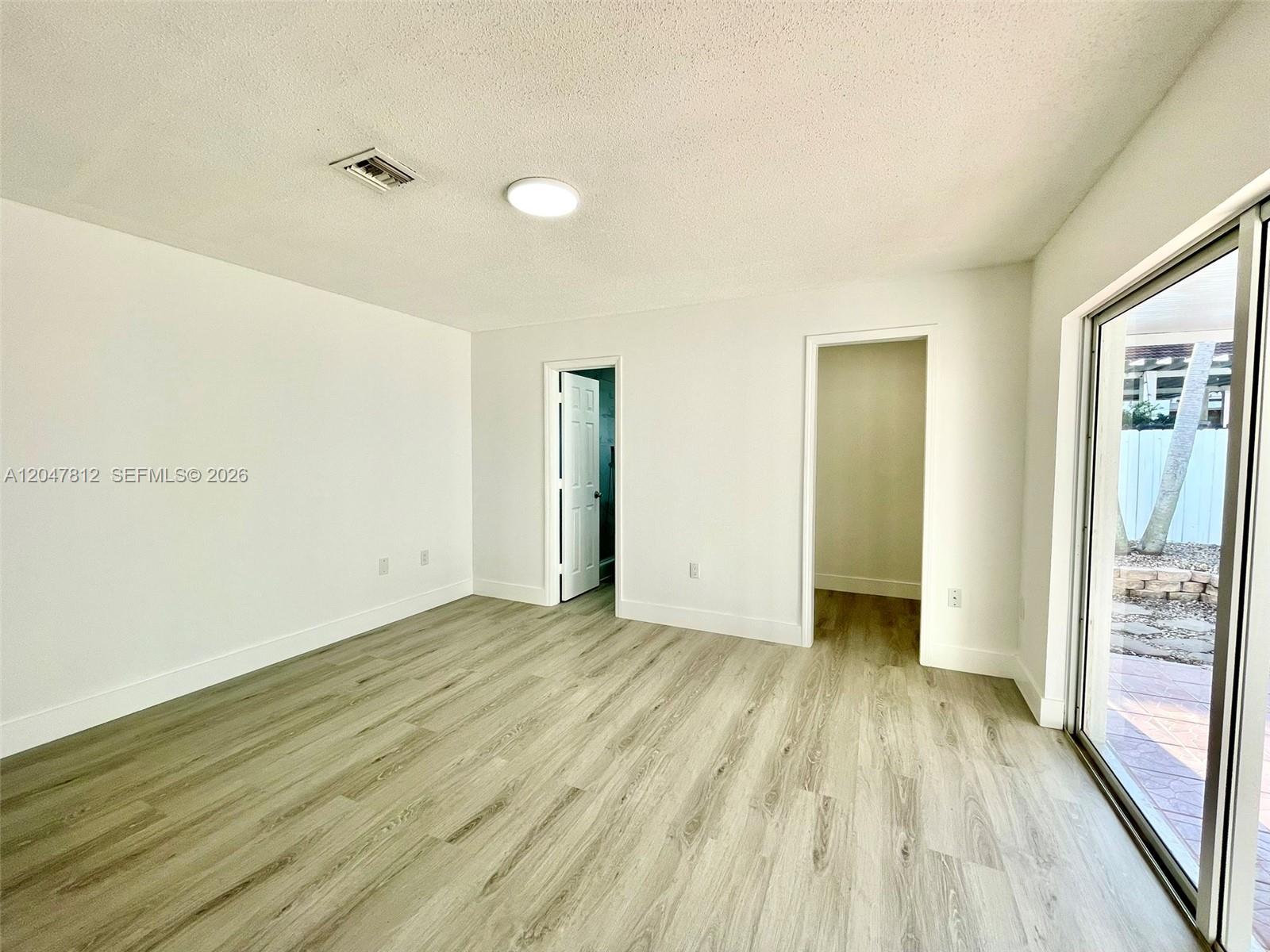 18254 Southwest 143rd Place Miami, FL 33177 - Photo 15 of 26