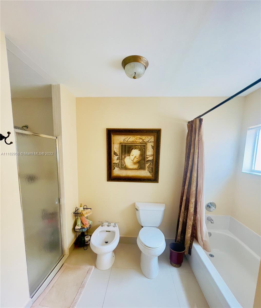 15063 Southwest 148th Court Miami, FL 33196 - Photo 8 of 10