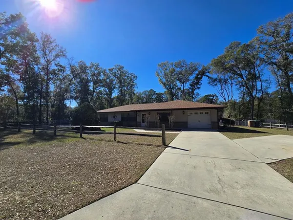 $2,000 | 2606 Northeast 22nd Avenue, Ocala, FL 34470