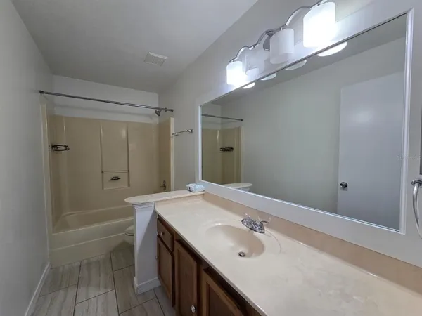 $2,000 | 2606 Northeast 22nd Avenue, Ocala, FL 34470