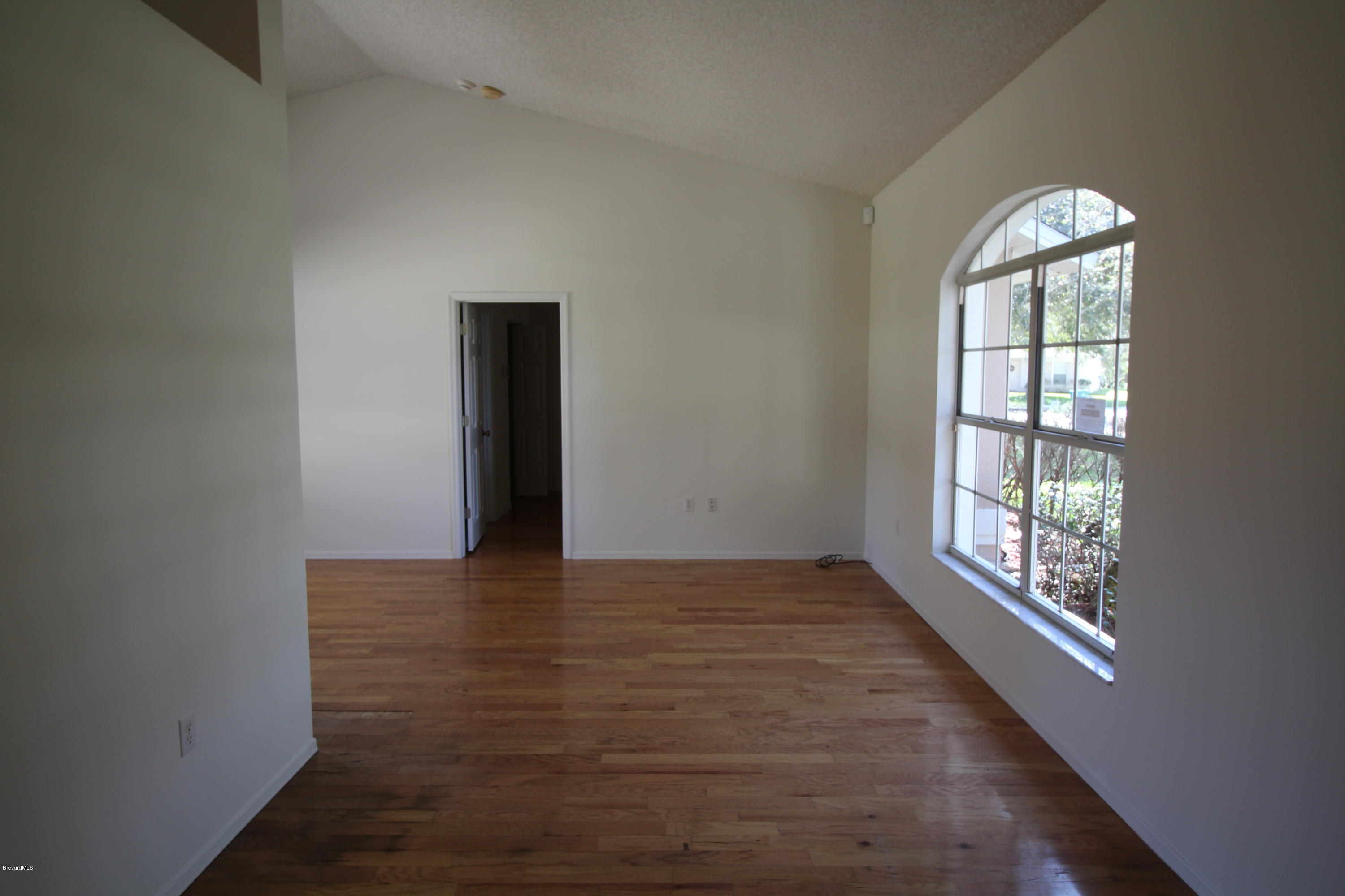 1940 Blue Ridge Avenue Melbourne, FL 32935 - Photo 2 of 12 entry