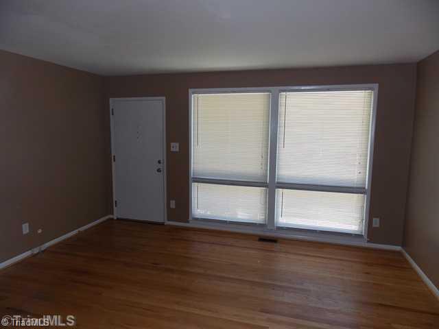 505 Edney Ridge Road Greensboro, NC 27408 - Photo 4 of 15 Living Room.