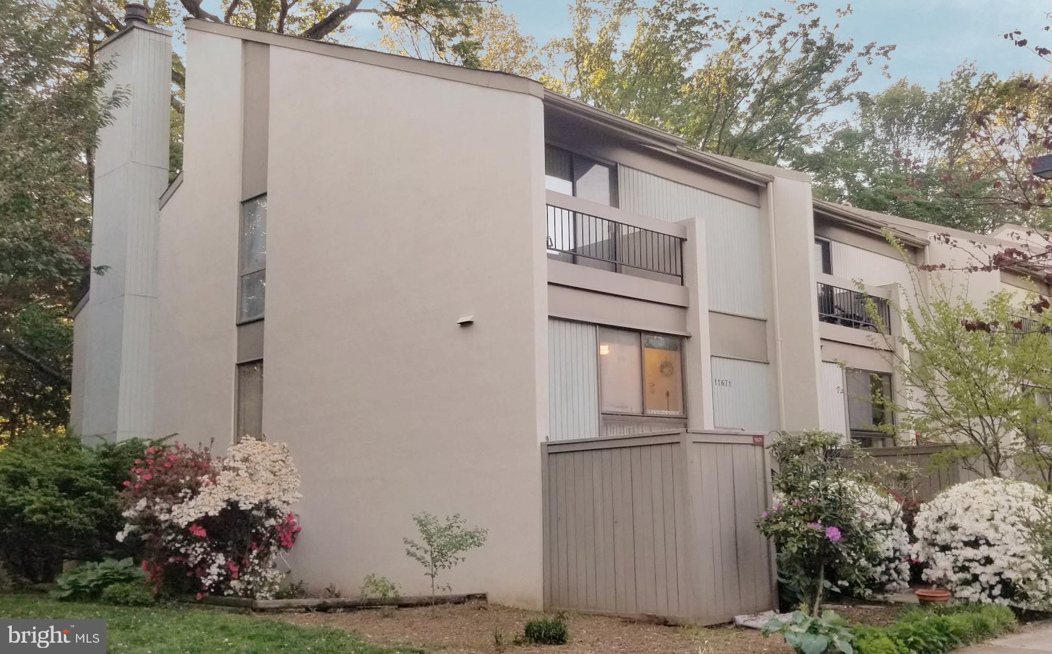 11671 Newbridge Court Reston, VA 20191 - Photo 2 of 36