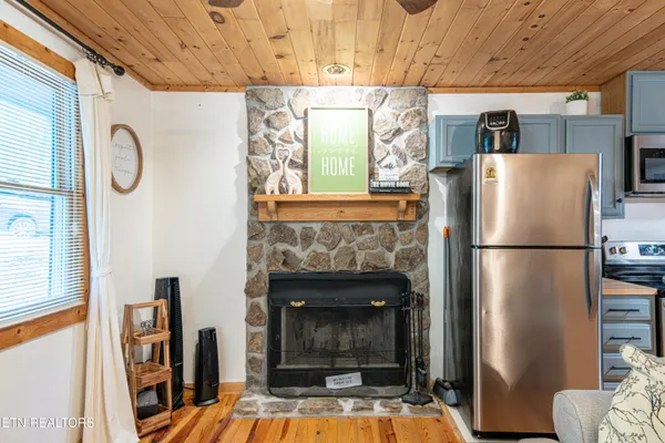 $356,000 | 822 Christy Lane, Townsend, TN 37882