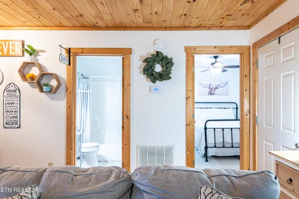 $356,000 | 822 Christy Lane, Townsend, TN 37882