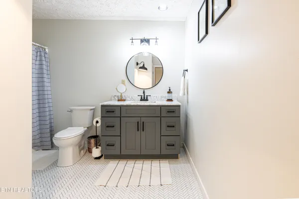 $356,000 | 822 Christy Lane, Townsend, TN 37882