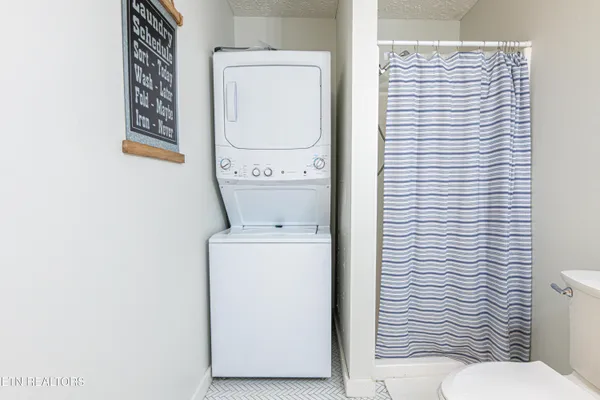 $356,000 | 822 Christy Lane, Townsend, TN 37882