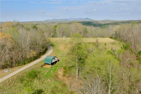 $775,000 | 1746 Blackwell Road, Walnut Cove, NC 27052