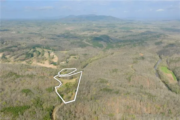 $775,000 | 1746 Blackwell Road, Walnut Cove, NC 27052