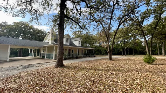 $335,000 | 196 Woodland Drive, Hearne, TX 77859