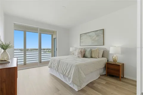 $800,000 | 7932 Sailboat Key Boulevard South, Unit 701, South Pasadena, FL 33707