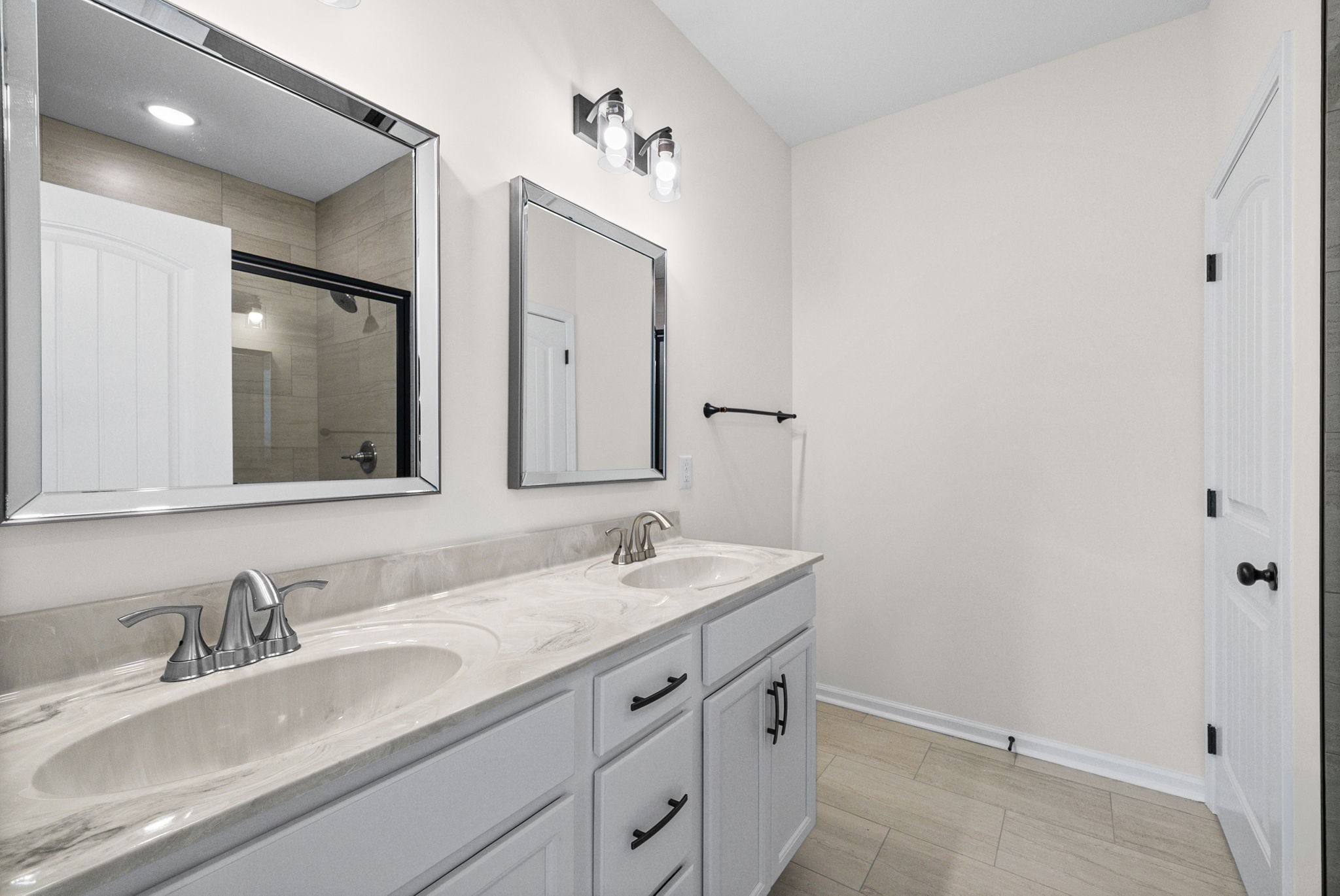 613 Hill Road Clarksville, TN 37040 - Photo 14 of 28 Gallery Image 14