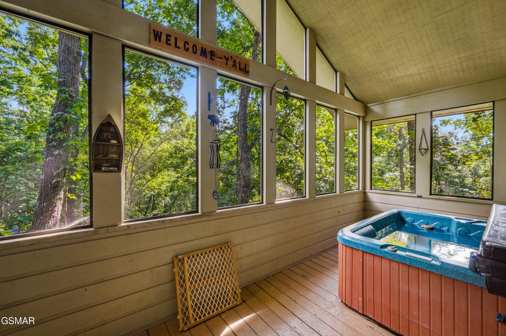3103 Hatcher Top Road Sevierville, TN 37862 - Photo 17 of 32 Gallery Image 17