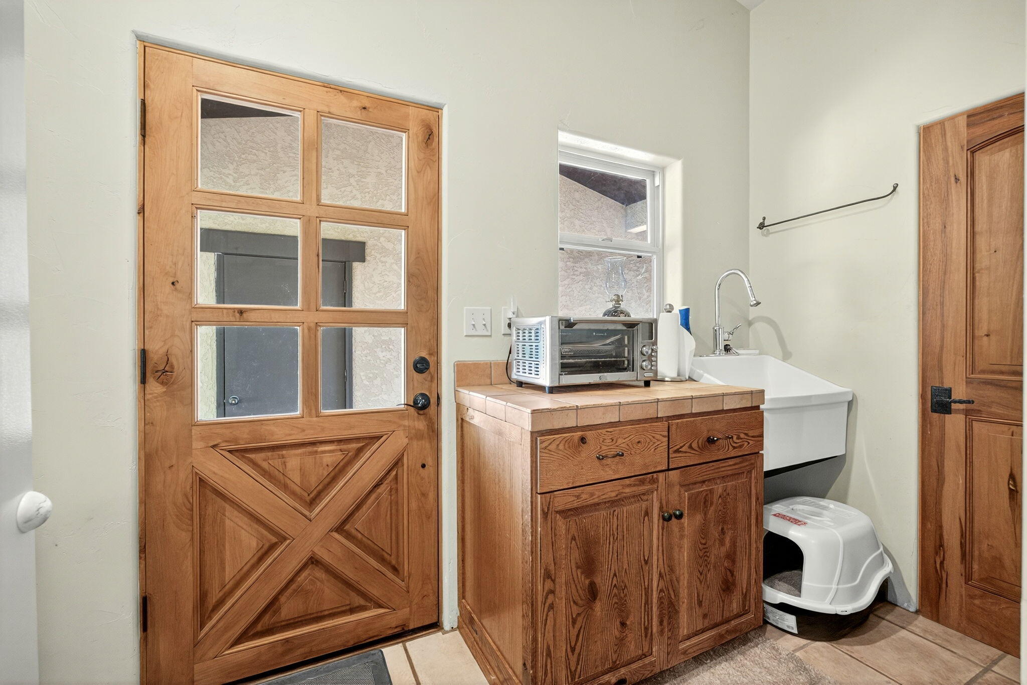 1176 Hamilton Road Jacksonville, OR 97530 - Photo 102 of 125 ApxHR00053