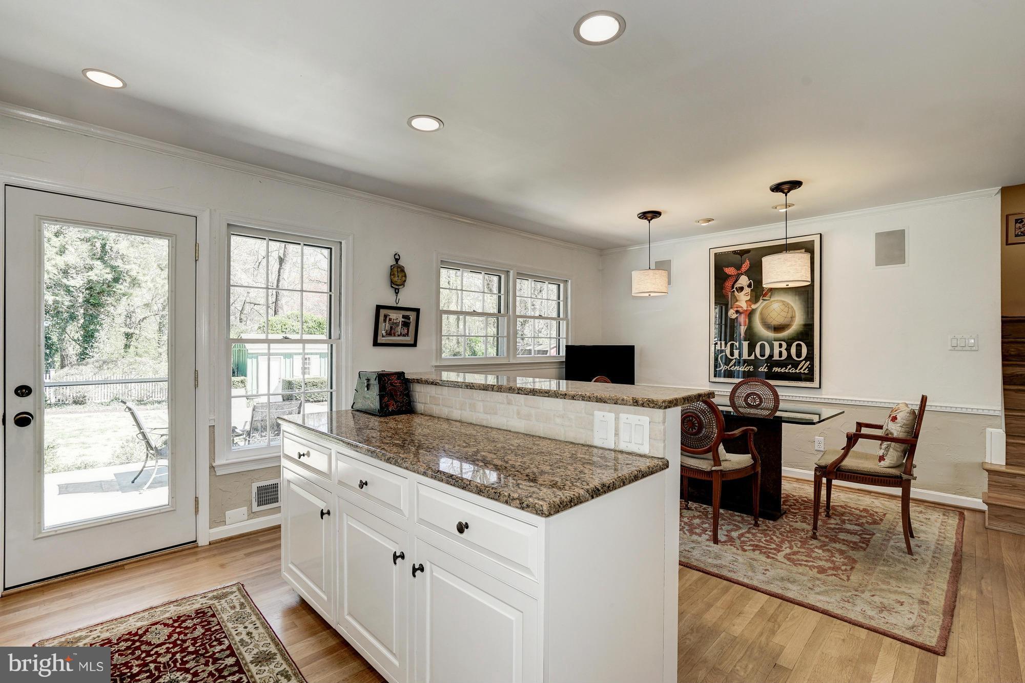 2411 Barbour Road Falls Church, VA 22043 - Photo 10 of 29 Kitchen