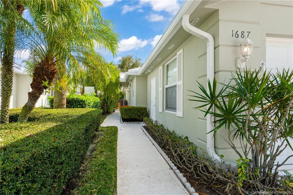 1687 Southwest Springfield Court Palm City, FL 34990 - Photo 4 of 34 Entrance