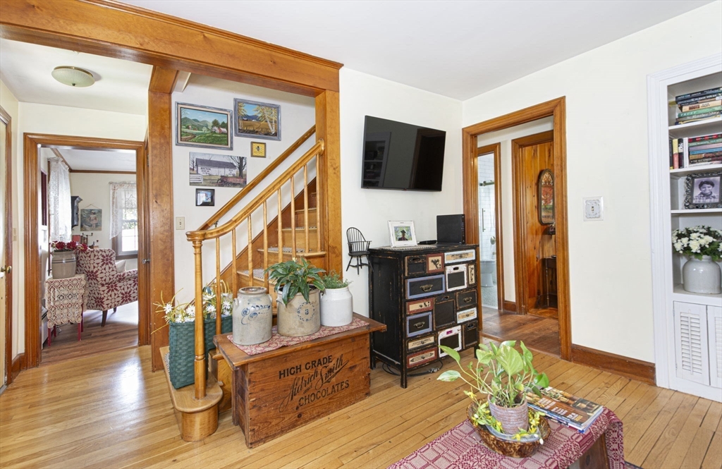 11 Myrtle Road Gardner, MA 01440 - Photo 17 of 33 Gallery Image 17