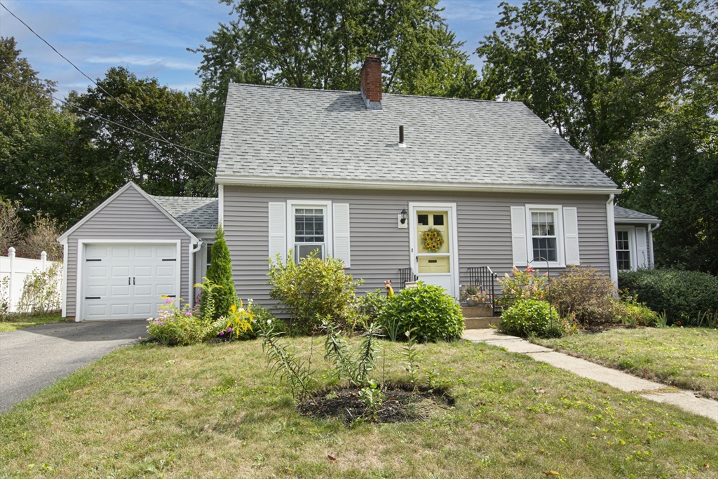 11 Myrtle Road Gardner, MA 01440 - Photo 2 of 33 Gallery Image 2