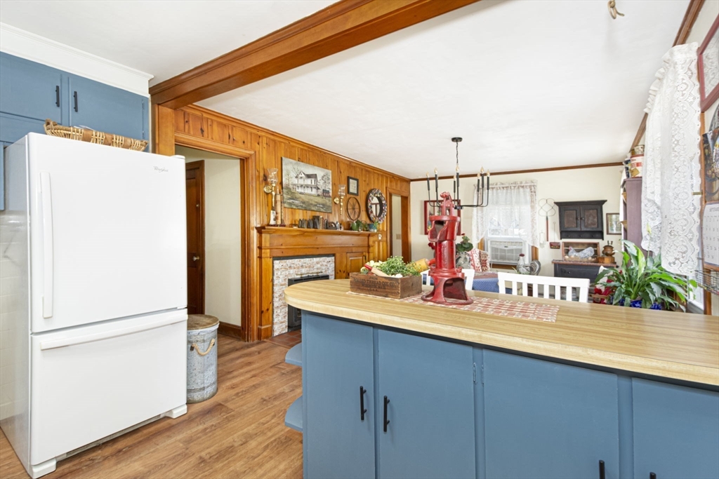 11 Myrtle Road Gardner, MA 01440 - Photo 4 of 33 Gallery Image 4