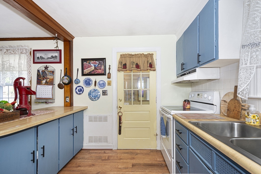 11 Myrtle Road Gardner, MA 01440 - Photo 8 of 33 Gallery Image 8
