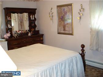 9526 Rising Sun Avenue Philadelphia, PA 19115 - Photo 6 of 12 Bedroom - Main
