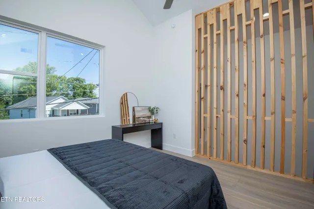 $274,900 | 2330 Money Place Northeast, Knoxville, TN 37917