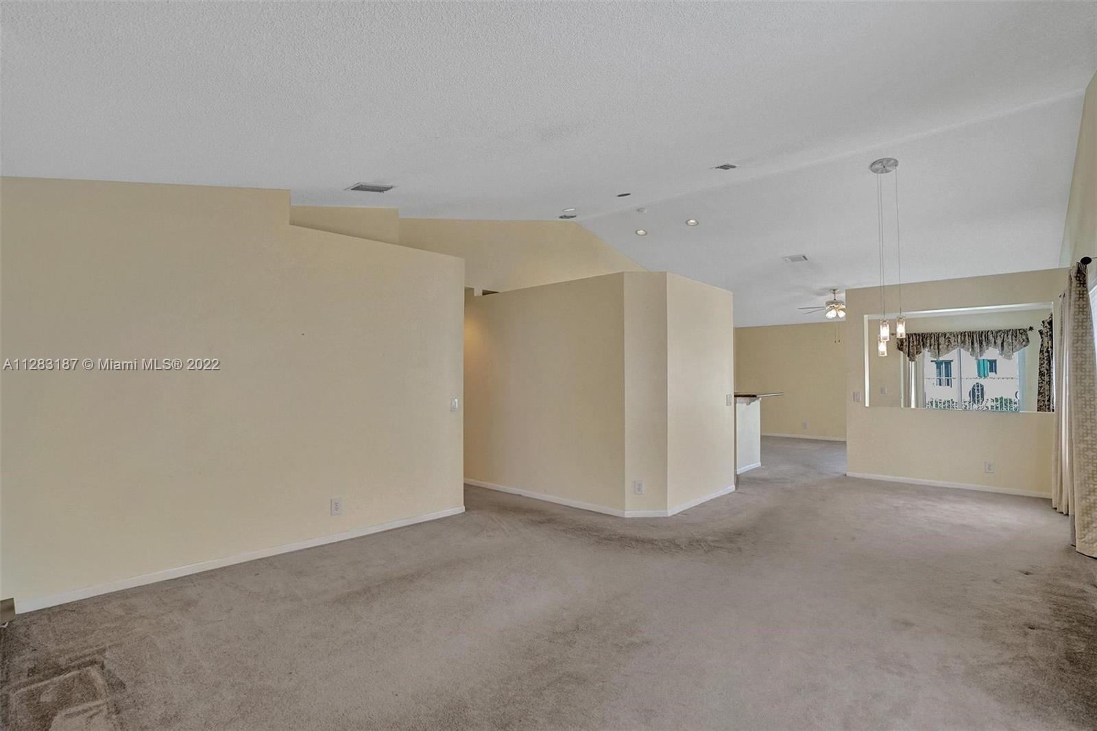 568 Talavera Road Weston, FL 33326 - Photo 9 of 51