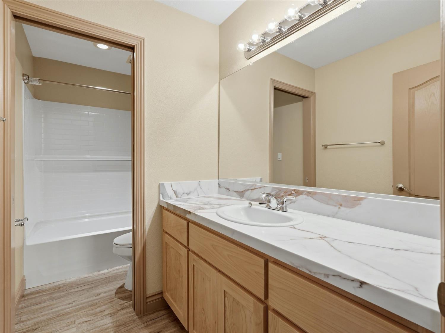 7675 North First Street, Unit 140 Fresno, CA 93720 - Photo 27 of 33
