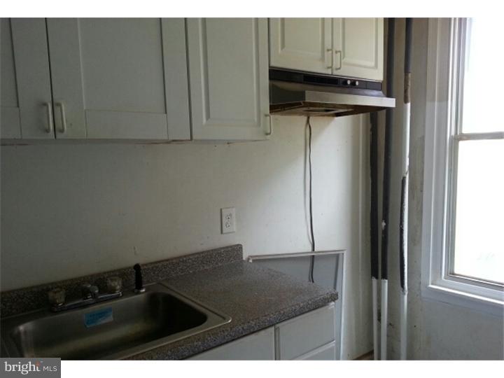 7348 Dungan Road Philadelphia, PA 19111 - Photo 4 of 14 Gallery Image 4