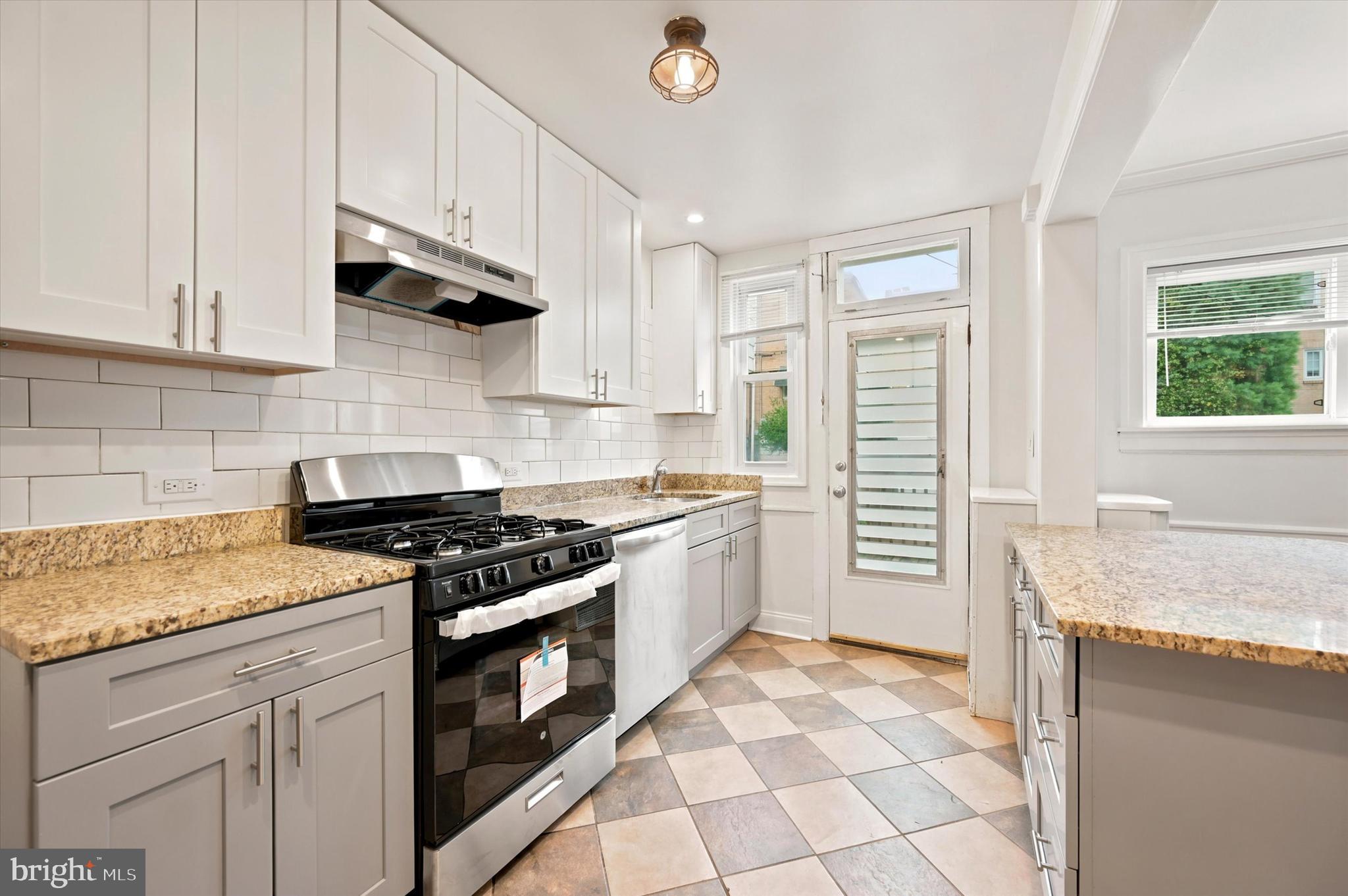 6497 Morris Park Road Philadelphia, PA 19151 - Photo 2 of 15 Gallery Image 2