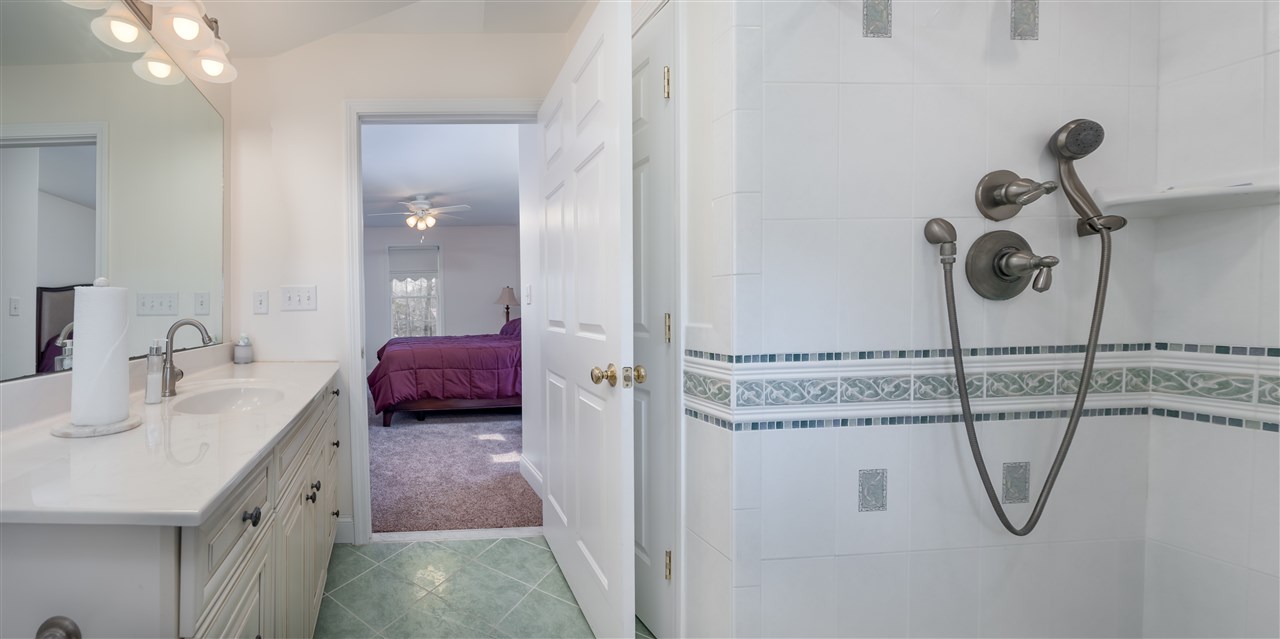 13 Bear Hill Road Pelham, NH 03076 - Photo 22 of 31