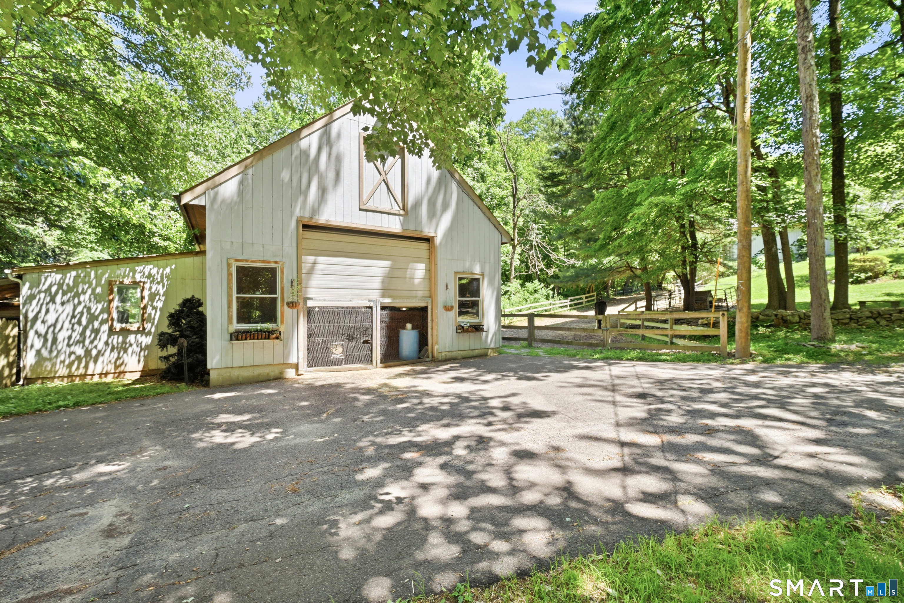 19 Hi Barlow Road Newtown, CT 06470 - Photo 37 of 40