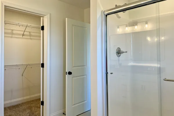 $339,900 | 122 Magnolia Circle, Franklin, KY 42134