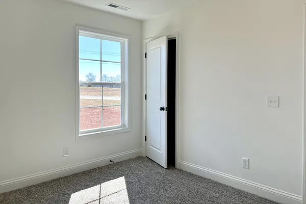 $339,900 | 122 Magnolia Circle, Franklin, KY 42134