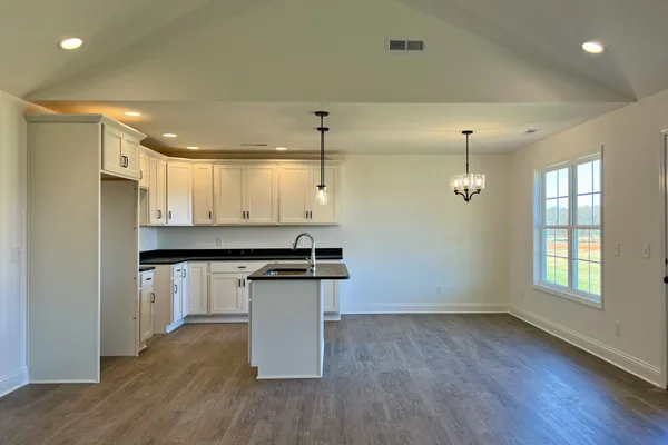 $339,900 | 122 Magnolia Circle, Franklin, KY 42134