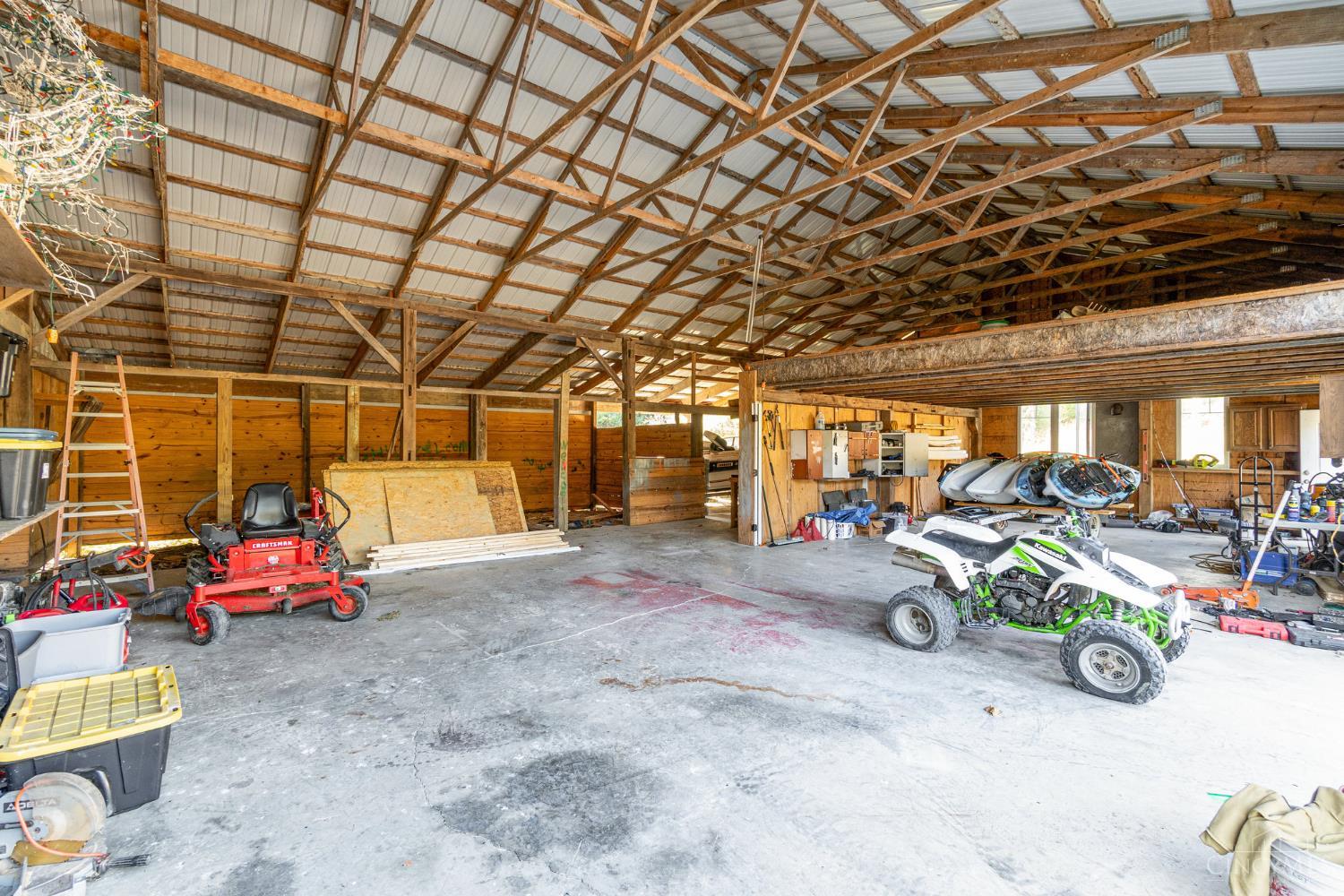 9454 East Deadfall Road Hillsboro, OH 45133 - Photo 23 of 29