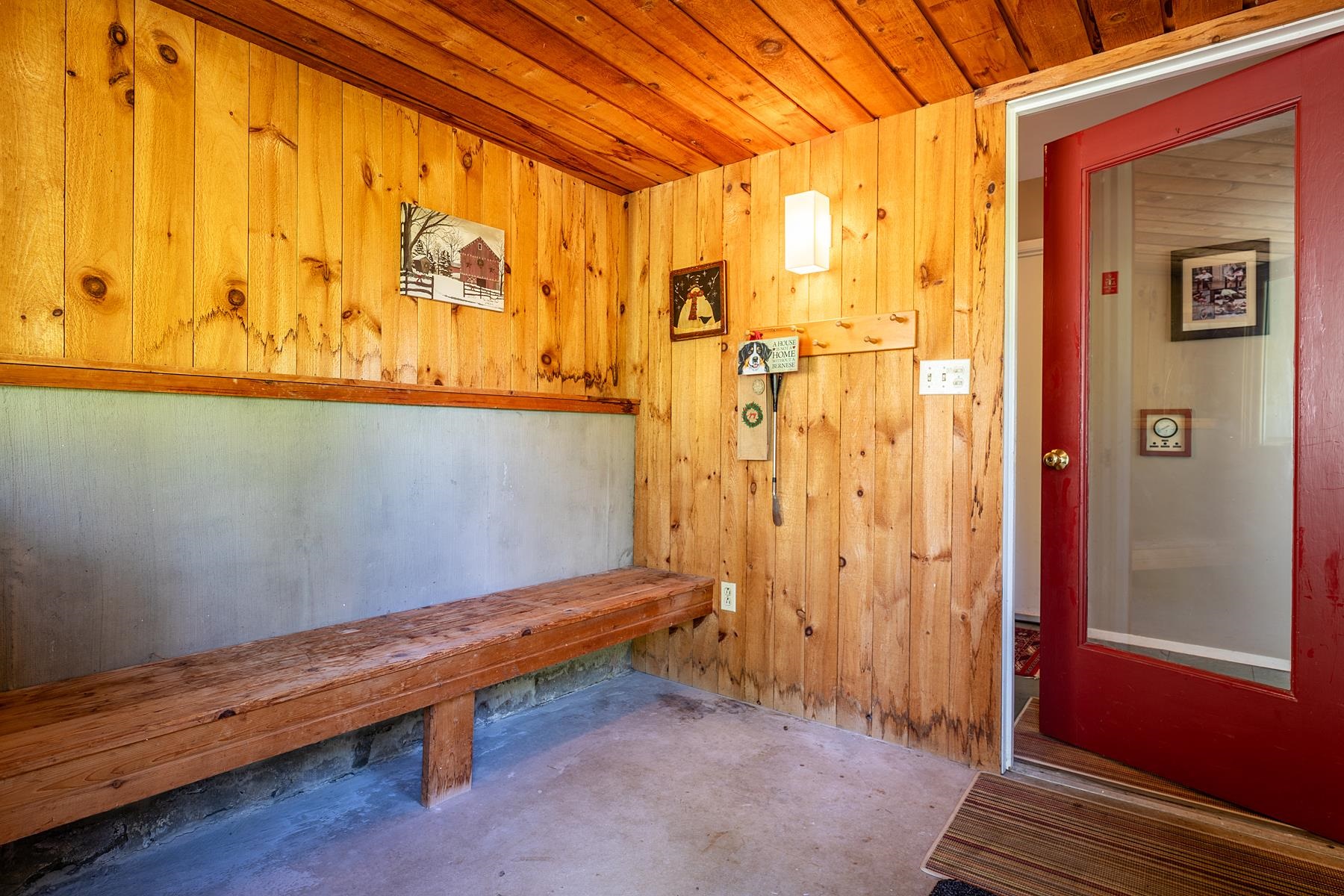 3452 Vermont Rte 100 Londonderry, VT 05155 - Photo 23 of 40 Gallery Image 23